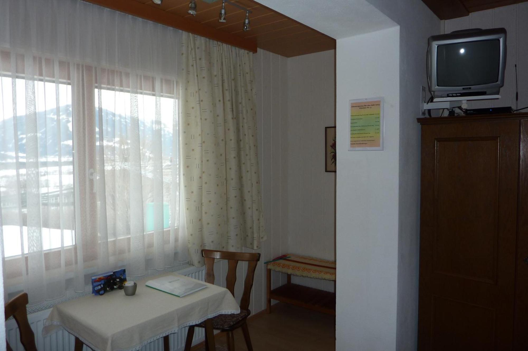 Apartamento Haus Zwischenberger Dölsach Exterior foto
